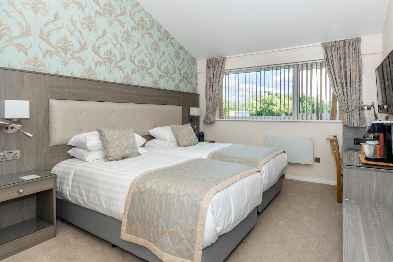Kingfisher Hotel, Golf And Country Club Milton Keynes Cameră foto